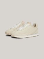 tenis-beige-estilo-running-heritage-cuero