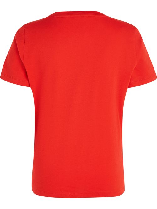 Camiseta-con-cuello-redondo-y-logo-distintivo