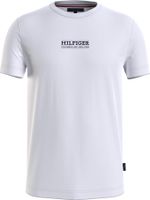 camiseta-blanca-con-logo-bordado-en-el-pecho