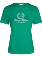 camiseta-verde-de-cuello-alto-con-corte-slim-y-logo