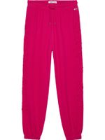 joggers-rosa-amplios-con-aplicacion-de-logo-tonal