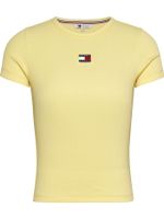 camiseta-amarilla-de-corte-slim-con-parche