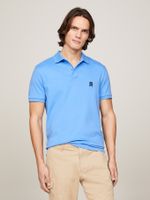 polo-azul-de-interlock-con-monograma-th-bordado