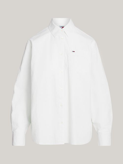 camisa-blanca-de-rayas-y-corte-holgado