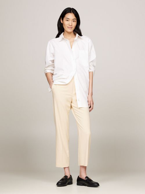 pantalon-beige-chino-de-pierna-recta-y-corte-slim