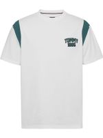 camiseta-blanca-varsity-de-corte-regular