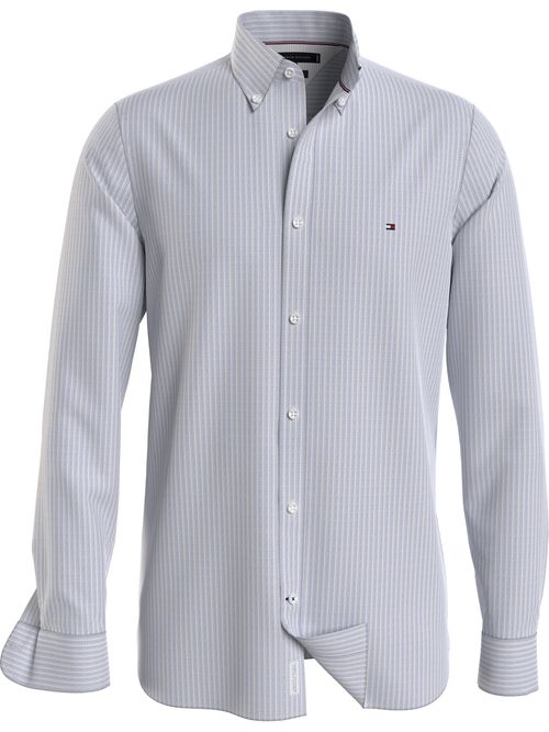 camisa-oxford-azul-claro-de-corte-regular